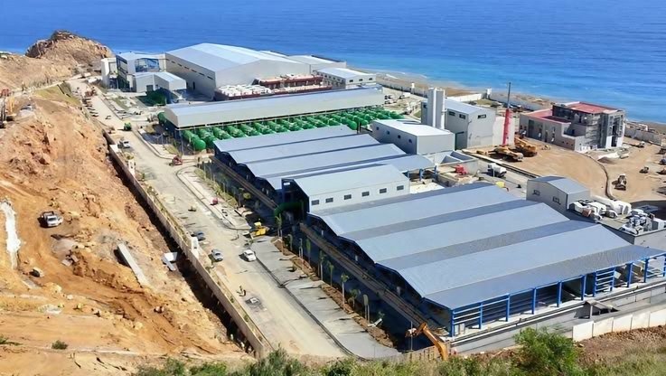 Desalination of seawater: Algeria expands its network inland