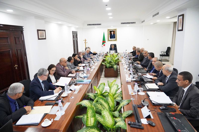 Energy: Ajal chairs a meeting to monitor the progress of SONELGAZ projects