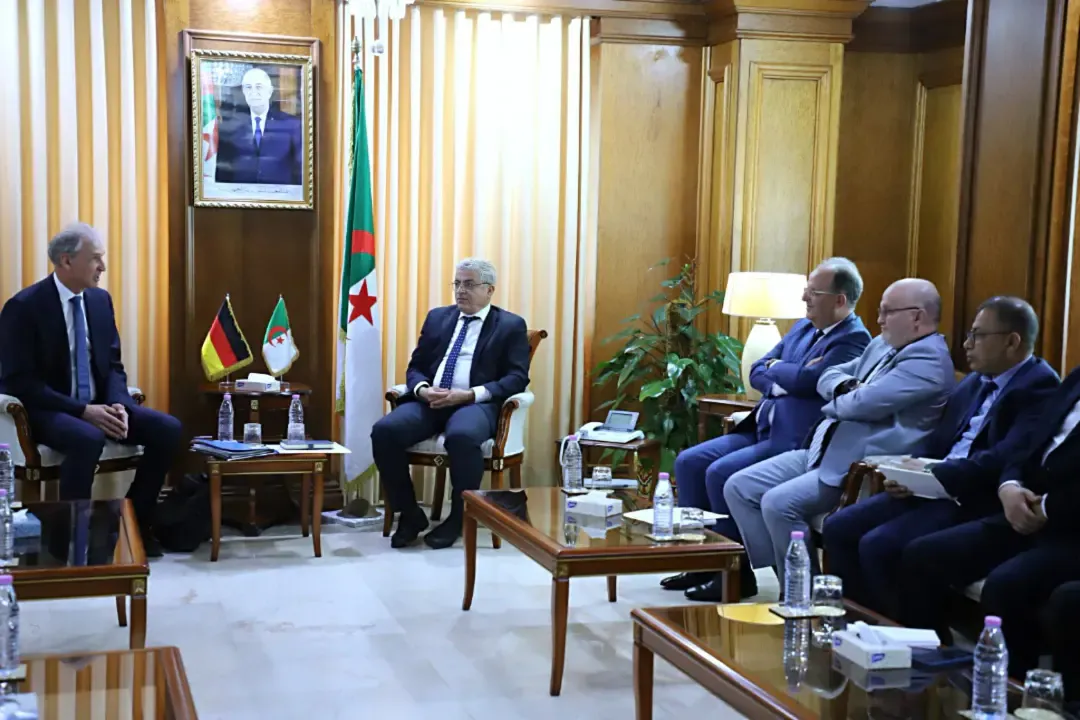 Exploring Ways to Enhance Bilateral Cooperation in the Fields of Energy and Hydrocarbons