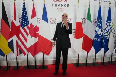 Finance Ministers of the G7 Discuss Economic Implications of the War in the Middle East