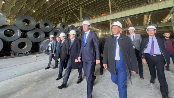 First operation to export iron plates in 2026