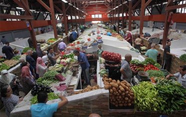 General Union of Algerian Traders and Artisans: Improved weather conditions and the entry of new agricultural production will enhance supply and gradually lower prices