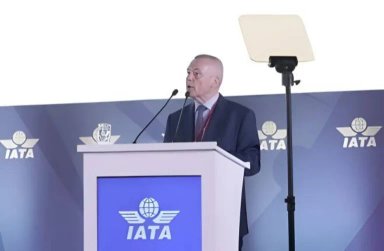 IATA predicts a decline in global airline sector profits in 2026