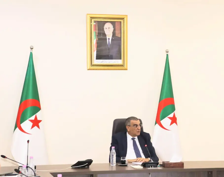 Jalawi follows up on the progress of the facilities associated with the Gara Djebilet mining project