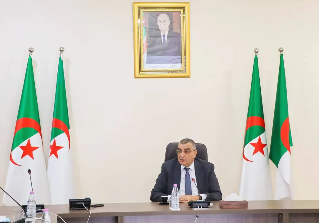 Jlaoui chairs a coordination meeting to study the development plan for the period 2026-2028