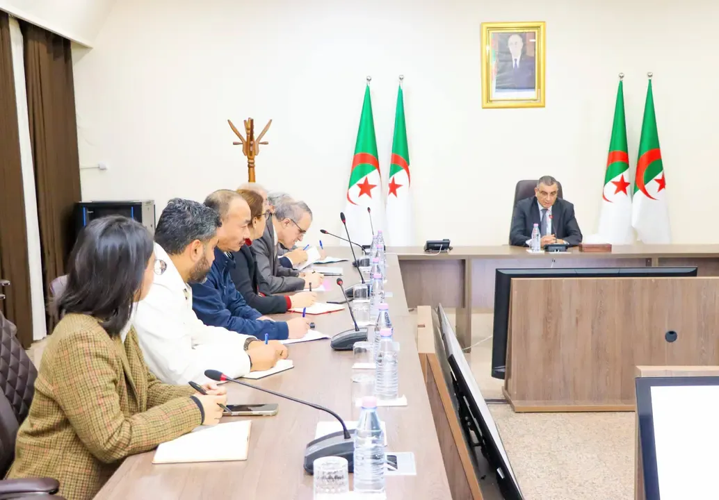 Jlaoui chairs a working meeting to follow up on the progress of the Annaba phosphate port expansion project