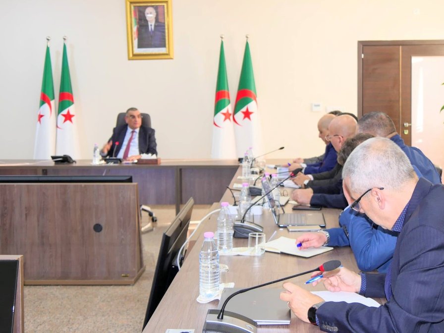 Jlaoui chairs working sessions to follow up on railway projects and the expansion of Annaba port