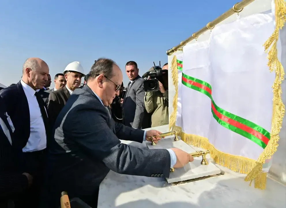Laying the foundation stone for the construction of a unit for the incentive reform of Naftal in Arzew