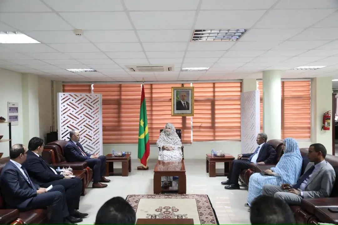 Mauritanian Minister of Trade Receives Ministerial Delegation and Algerian Ambassador in Mauritania