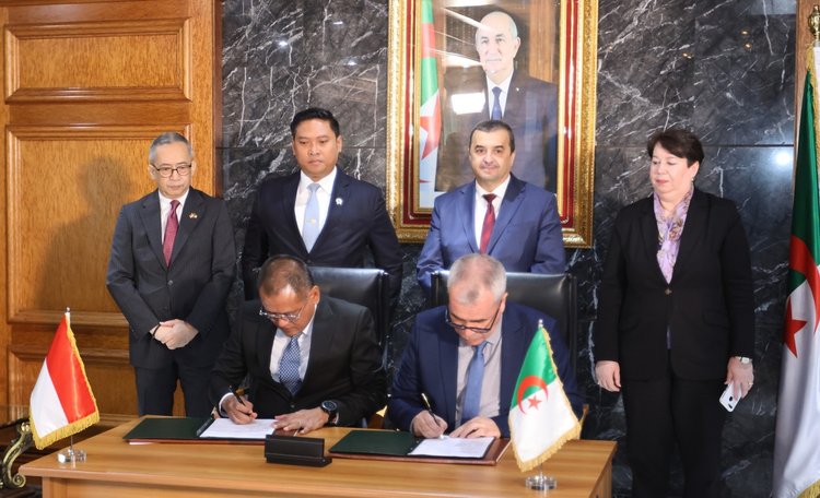 Memorandum of understanding signed between the subsidiary SOMIPHOS and the group 'Pupuk Indonesia': Indonesia will import Algerian phosphate