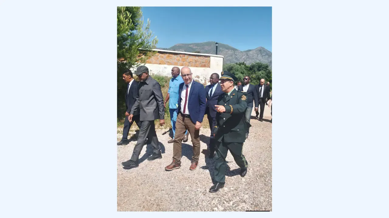 Minister of Agriculture and Livestock of the Republic of Niger reviews Algeria's capabilities in forest protection