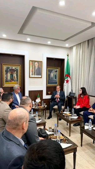Officially.. The global shoe brand Skechers chooses Algeria to establish its first factory in Africa