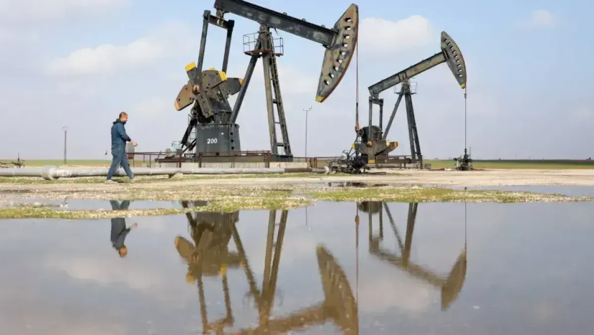 Oil prices continue to rise