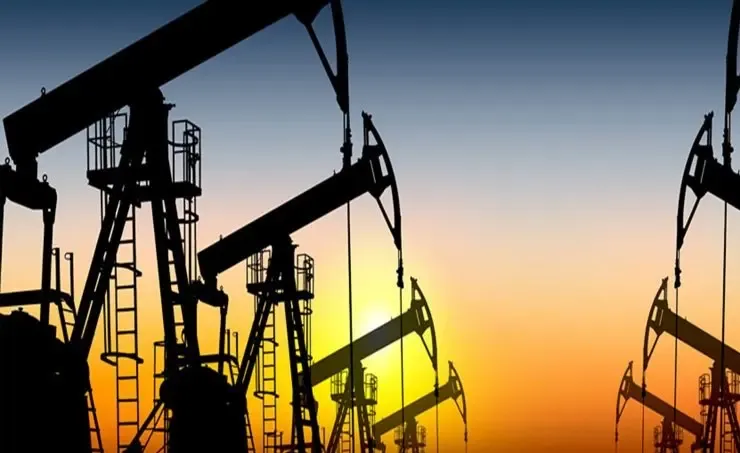 Oil Prices Rise Amid Supply Risks