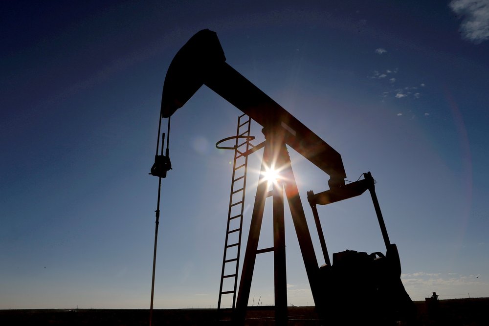 Oil Rises Amid Stalemate in US-Iran Talks and Disruption of Navigation in Hormuz
