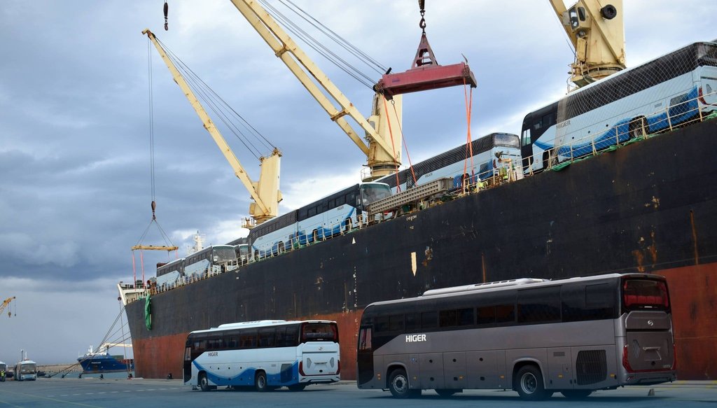 Photos.. Djendjen Port Receives a New Batch of Imported Buses