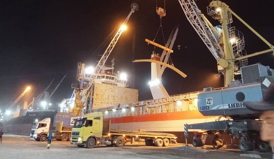 Port of Annaba: Loading more than 15,000 tons of reinforcement steel for export