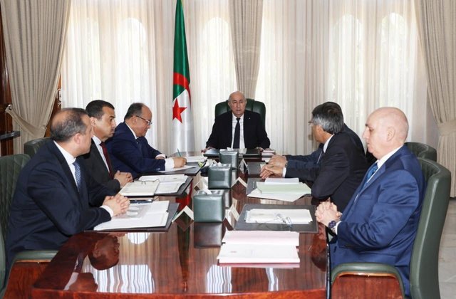 President Tebboune chairs a working meeting dedicated to structured projects in the hydrocarbons sector - Iqtissad Al Balad