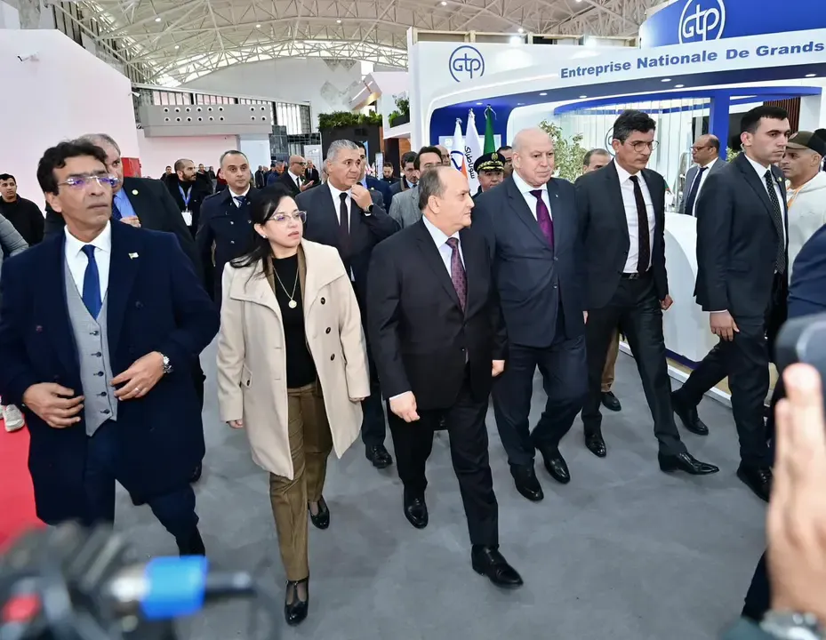 Prime Minister Visits Algerian Production Exhibition