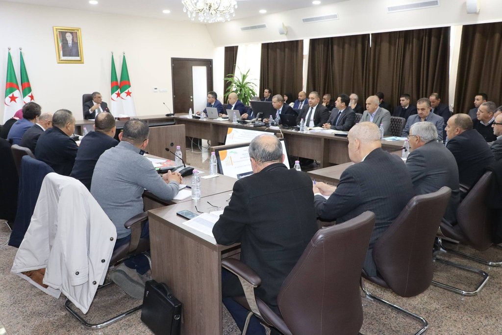 Public Works: Djaloui Chairs Meeting to Monitor Progress of Eastern Mining Line