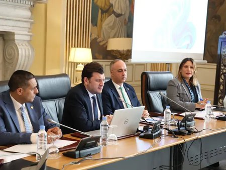 Senate: Walid presents his sector's projects to the Agriculture Committee to enhance food security