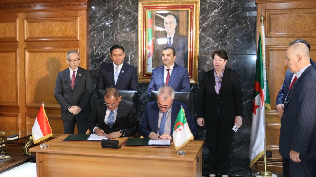 Signing of a Memorandum of Understanding between Soumifos and Bobok Indonesia - Iqtissad Al Balad