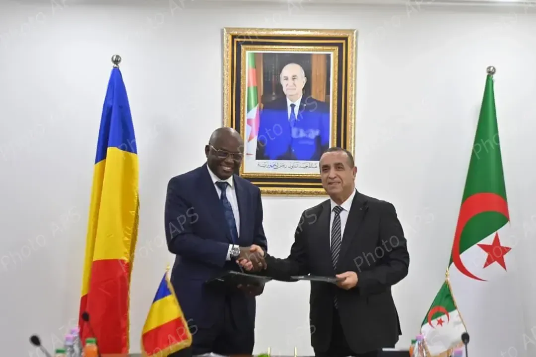 Signing of an agreement to build a 40 MW power station in N'Djamena