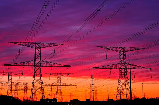 SONELGAZ launches a proactive plan to maintain 1607 km of the electricity network in Menia