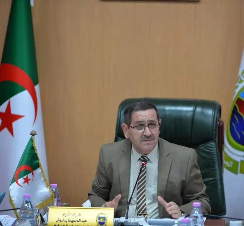 Submission of new texts regulating customs activities to the relevant authorities for approval