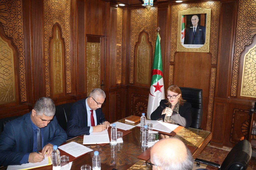 Technical working session to follow up on the status of the renovation and modernization project of the 'Sofitel' hotel