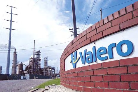Venezuelan crude oil on the market: American refiner Valero will import up to 6.5 million barrels