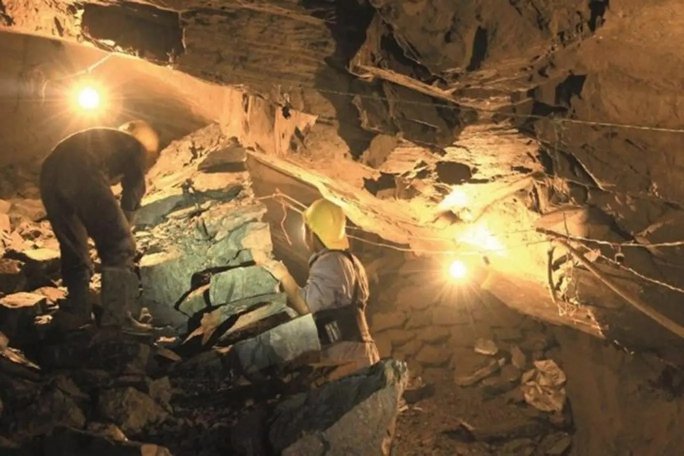 Zinc and Lead Mine in Oued Amizour: The President Emphasizes the Launch in March